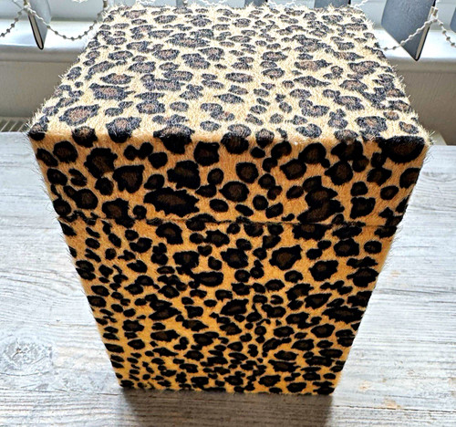 Leopard print square - leopard,